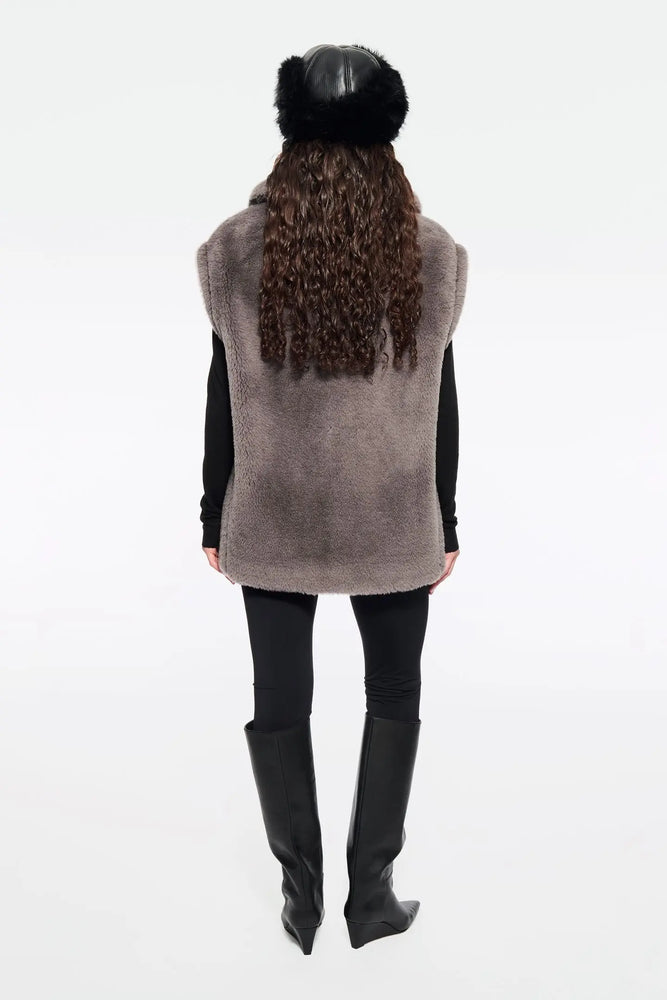 CLARY VEST