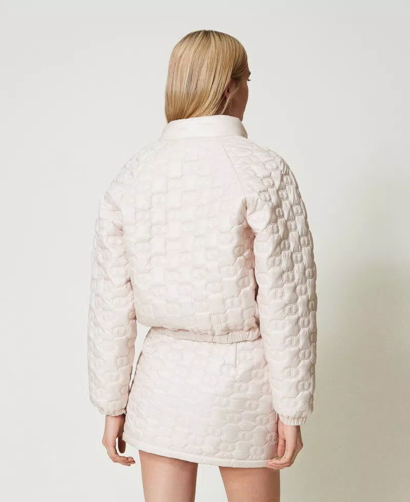 Steppjacke mit Oval T