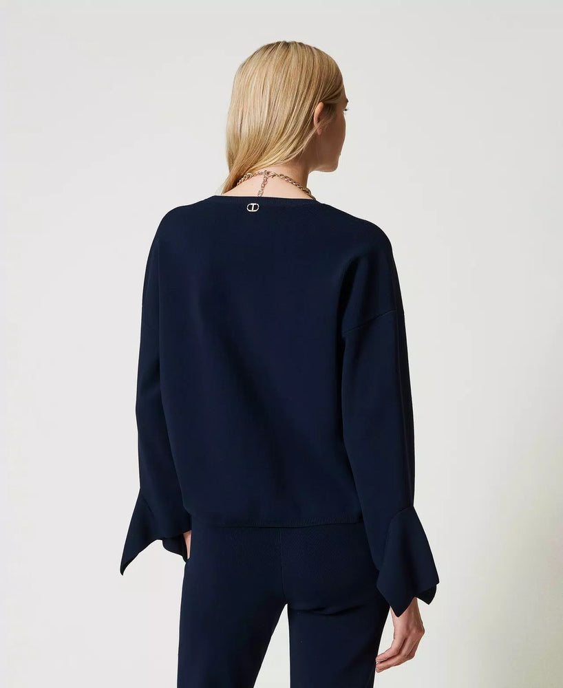 Rundhalspullover mit Volants