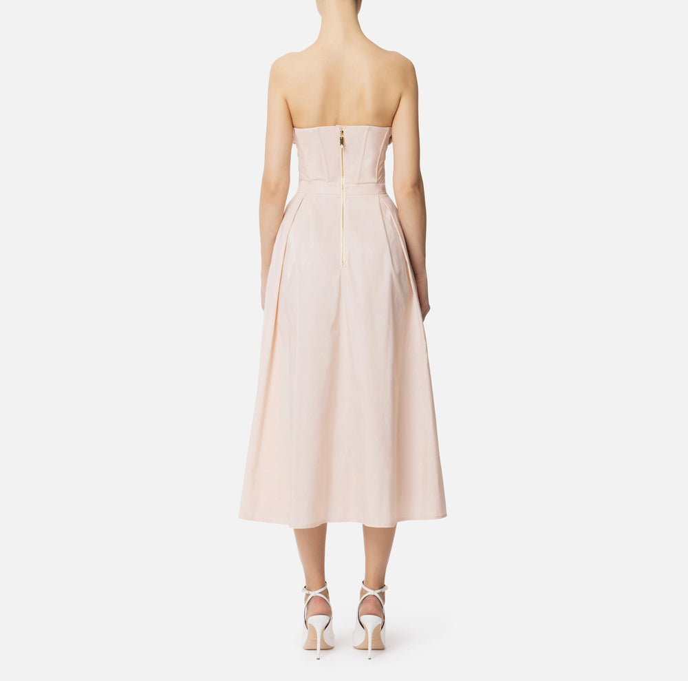 Kleid aus Gabardine mit Rosenstickerei