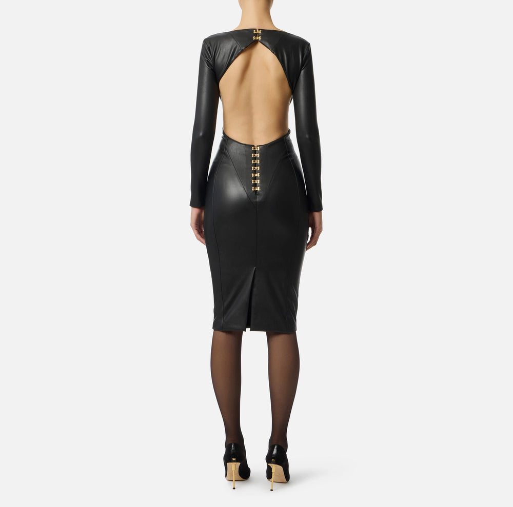 Kleid mit Cut-Out und Schmuckhaken