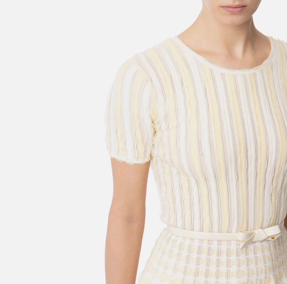 Kleid aus Viskose mit Minirüschen