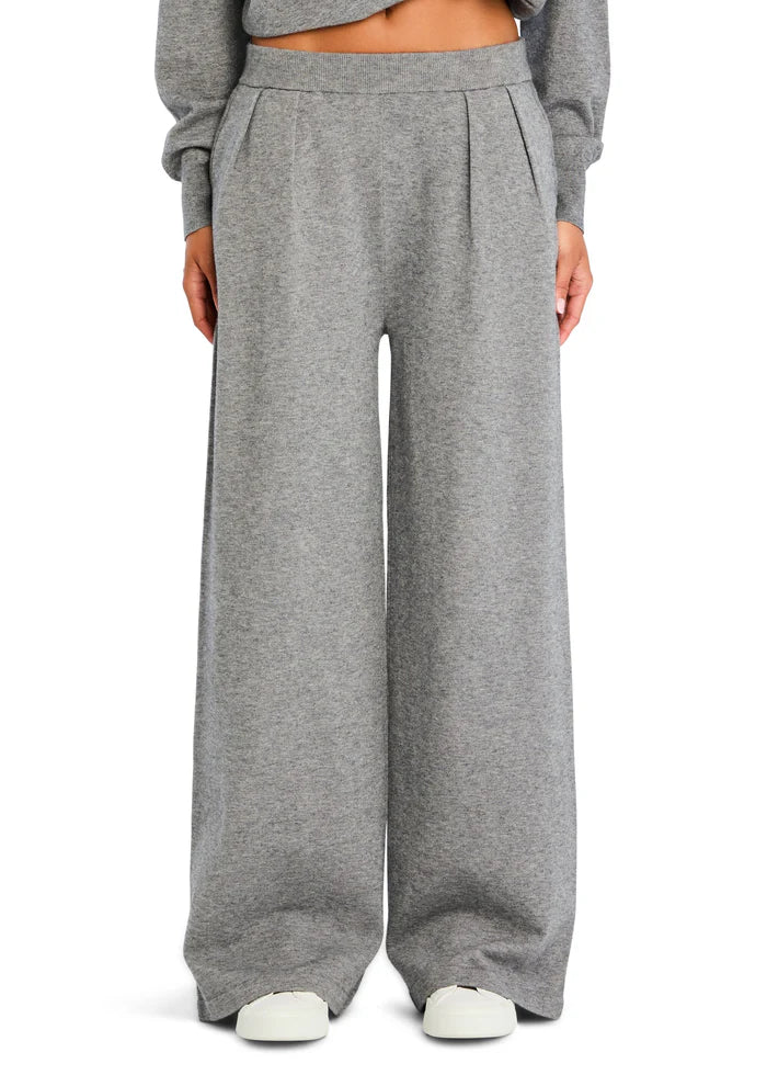 ALYA KNIT PLEATED TROUSERS