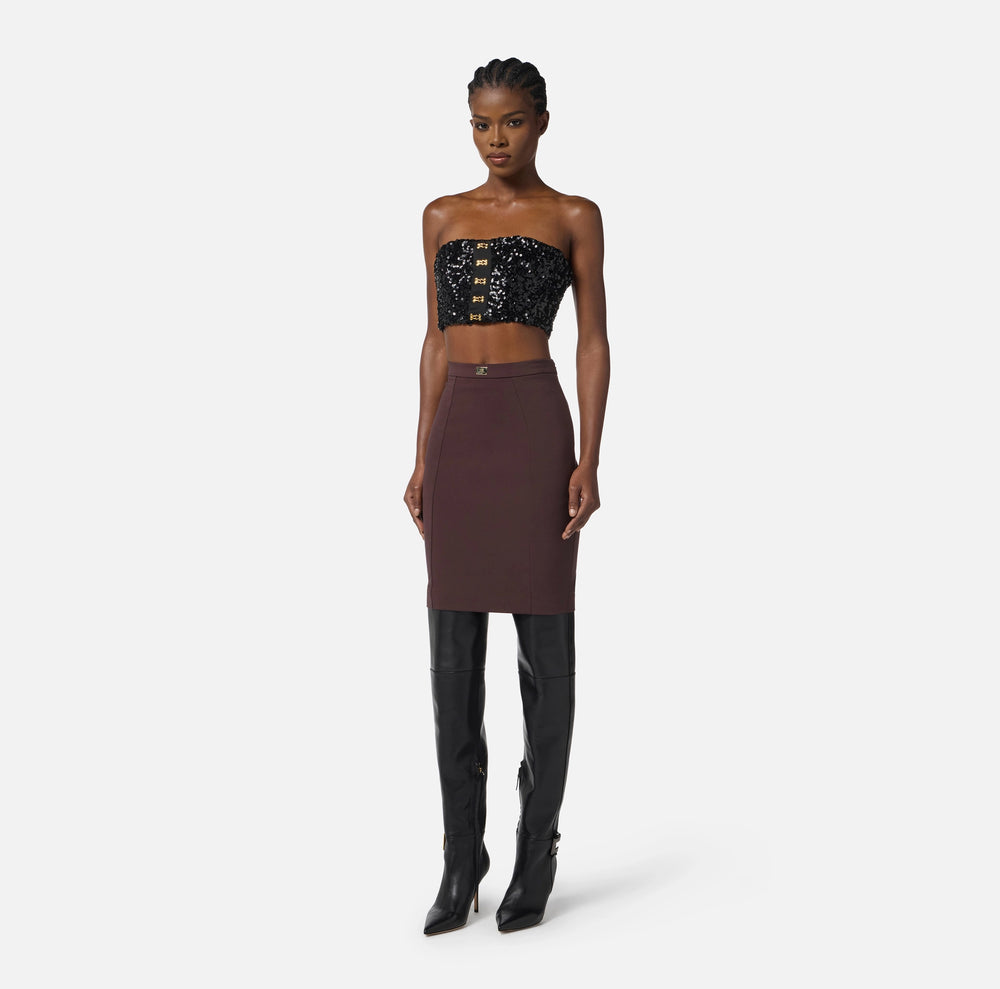 Rock aus bi-elastischem Gewebe mit Kreuzschnürmotiv