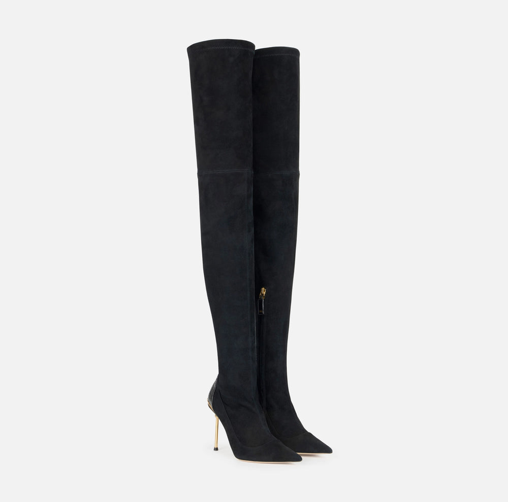 Stiefel aus Wildleder mit Details in Python-Optik