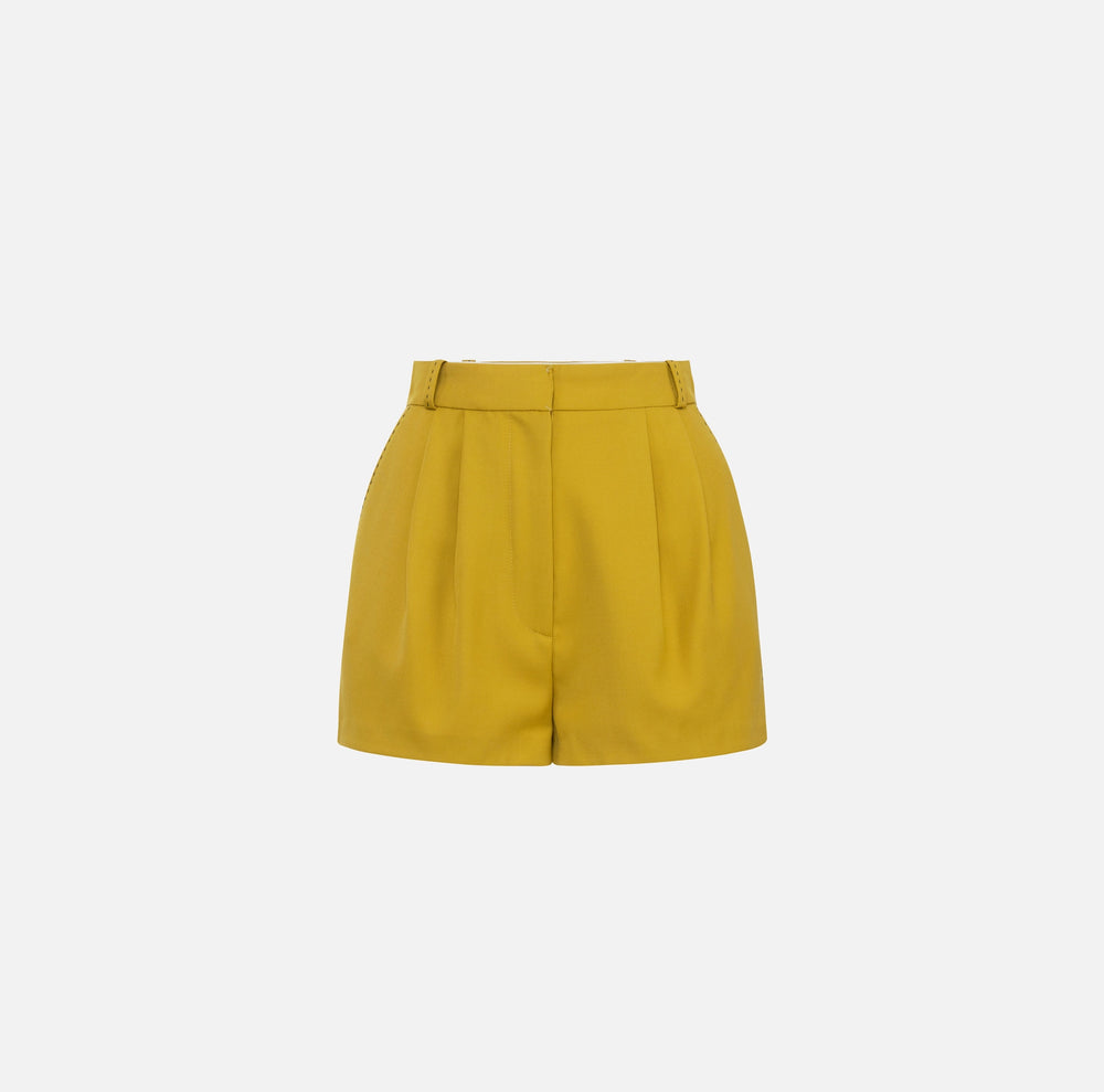 Shorts aus leichter Wolle mit kontrastierenden Ziernähten
