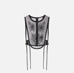 Top aus Organza mit floralen Stickereien